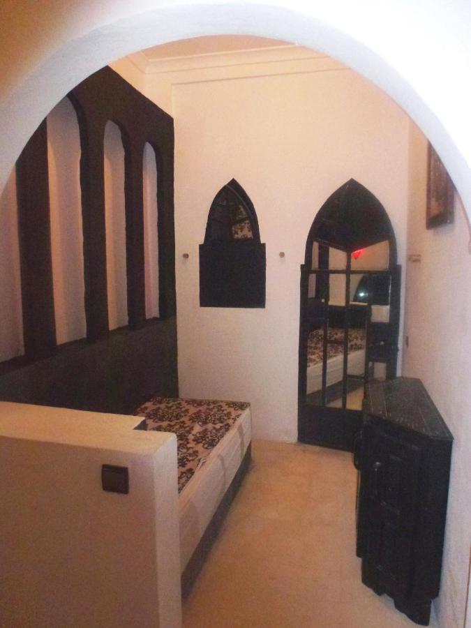 Ryad Laarouss Family Marrakesh Exterior photo